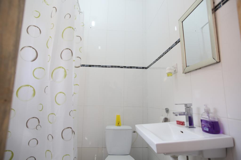 Akmary Guest House Ogbojo Kültér fotó